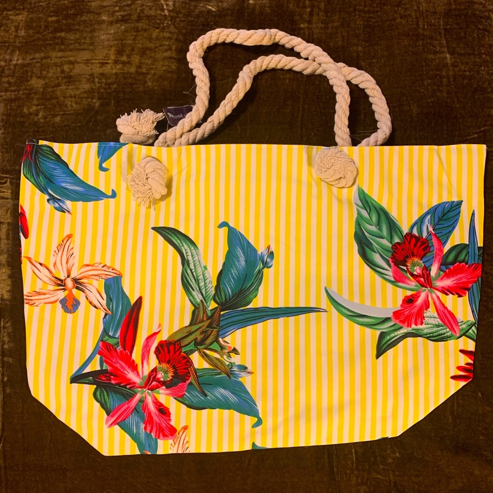 NWT Fun beach bag/tote